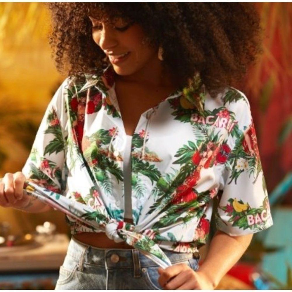 Rear Bacardi Hawaiian Shirt Size M